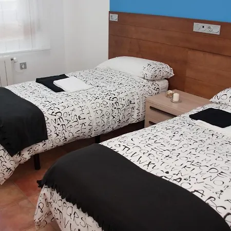 Cuentame Hotel 2*
