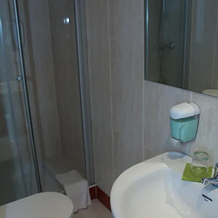 Hotel Cuentame 2*