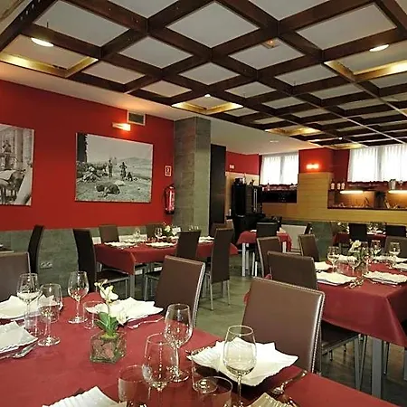 Cuentame Hotel 2*