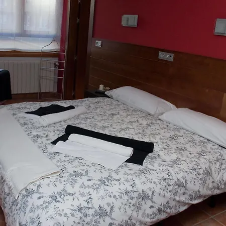 Cuentame Hotel 2*